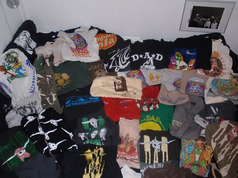 T-SHIRT COLLECTION